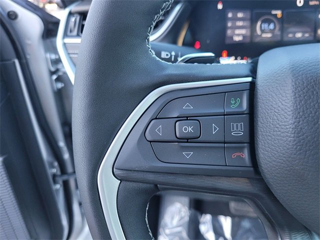 New 2025 Jeep Grand Cherokee Altitude image 31