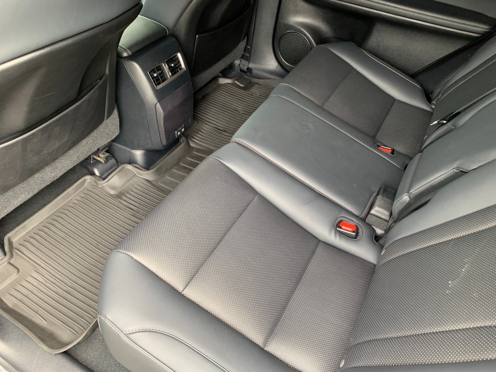 Used 2022 Lexus RX 350 AWD w/ Premium Package image 34
