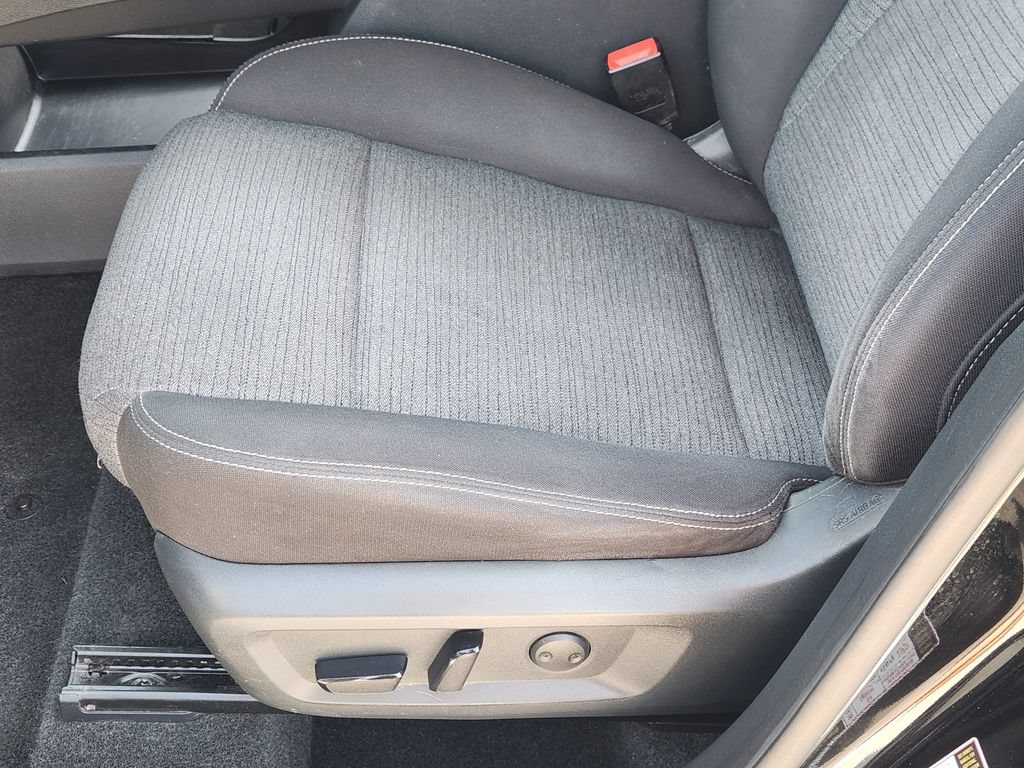 Used 2021 Nissan Rogue SV AWD/4WD image 20