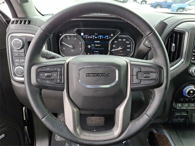 Used 2023 GMC Sierra 2500 Denali w/ Denali Ultimate Package image 20