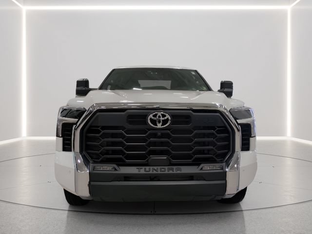 Used 2025 Toyota Tundra SR5 w/ TRD Off-Road Premium Package AWD/4WD image 4
