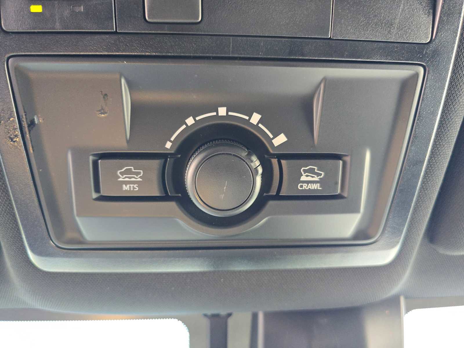 Used 2022 Toyota Tacoma TRD Off-Road image 32