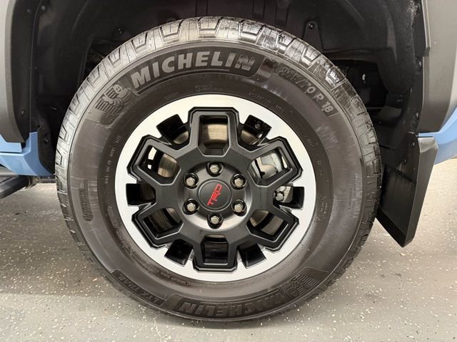 Certified 2025 Toyota 4Runner TRD Off-Road Premium image 20