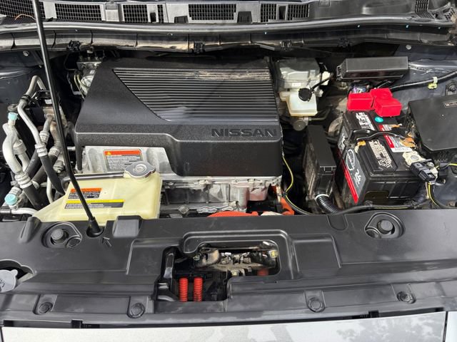 Used 2018 Nissan Leaf SL w/ SL Technology Package FWD image 20