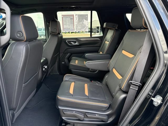 Used 2024 GMC Yukon AT4 w/ Technology Package AWD/4WD image 13