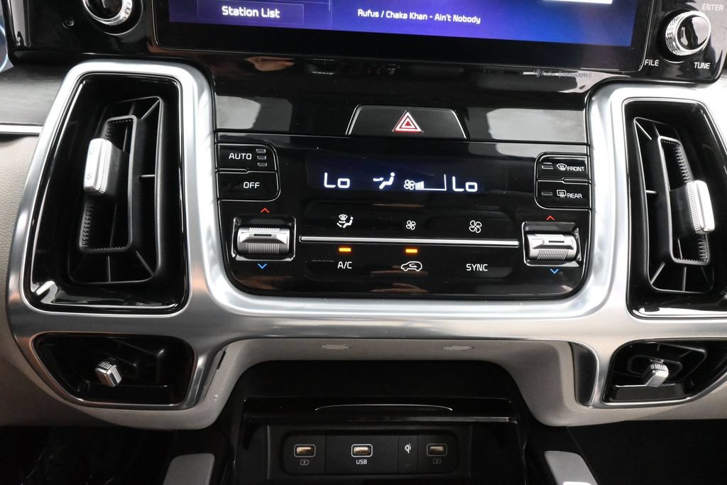 Used 2023 Kia Sorento SX FWD image 27