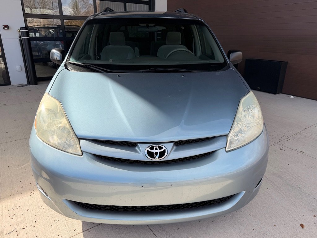 Used 2006 Toyota Sienna CE FWD image 2