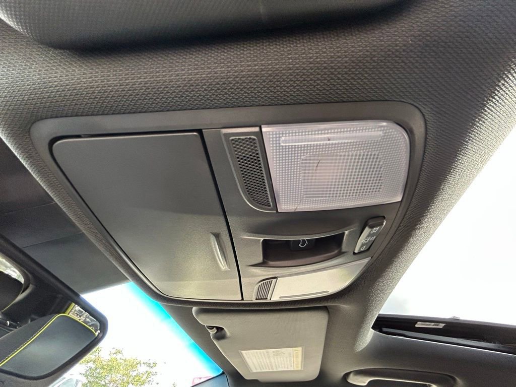 Used 2020 Hyundai Kona Limited image 41