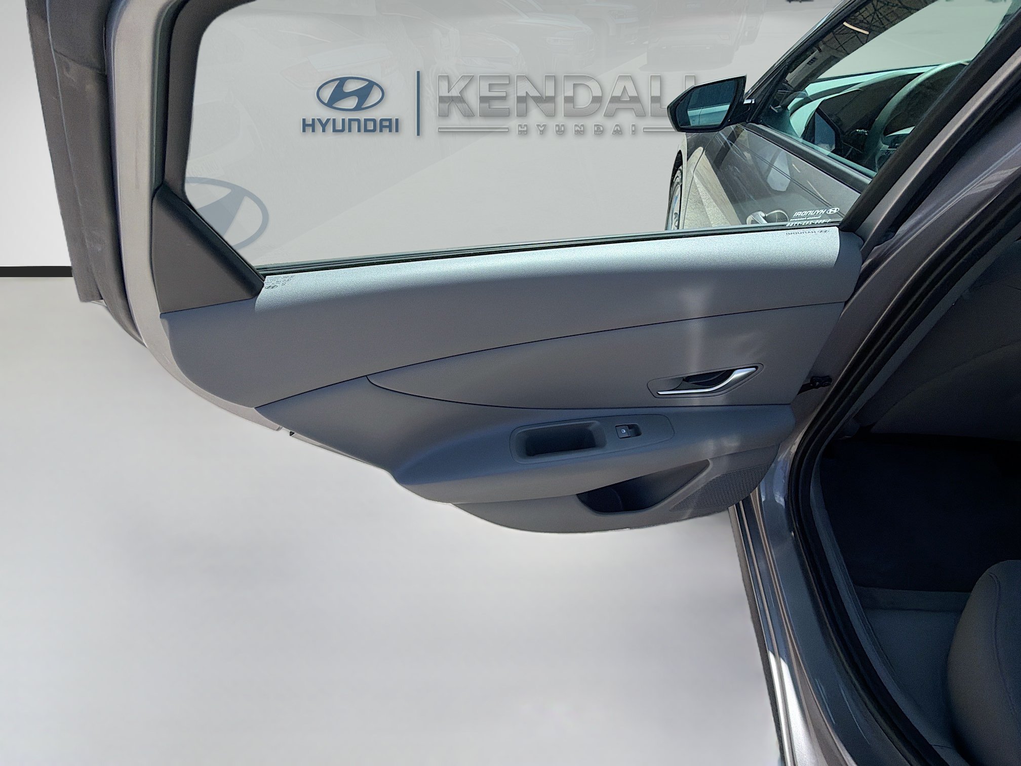 Used 2023 Hyundai Elantra SE w/ Cargo Package FWD image 22