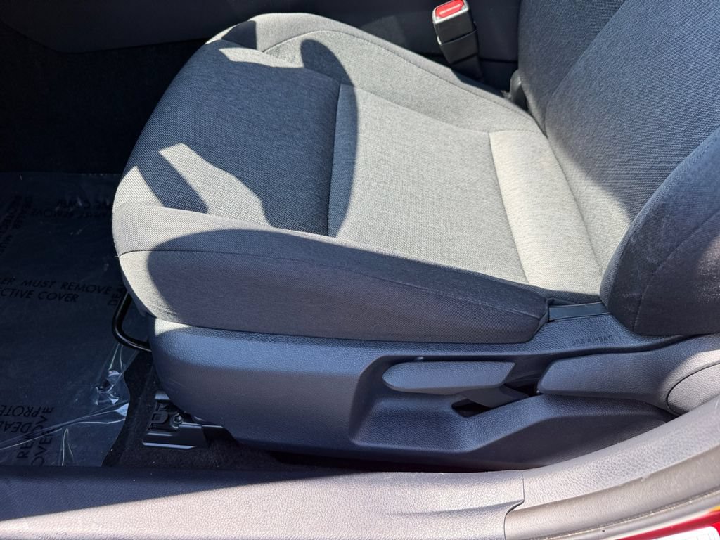 Used 2025 Toyota Camry LE FWD image 25