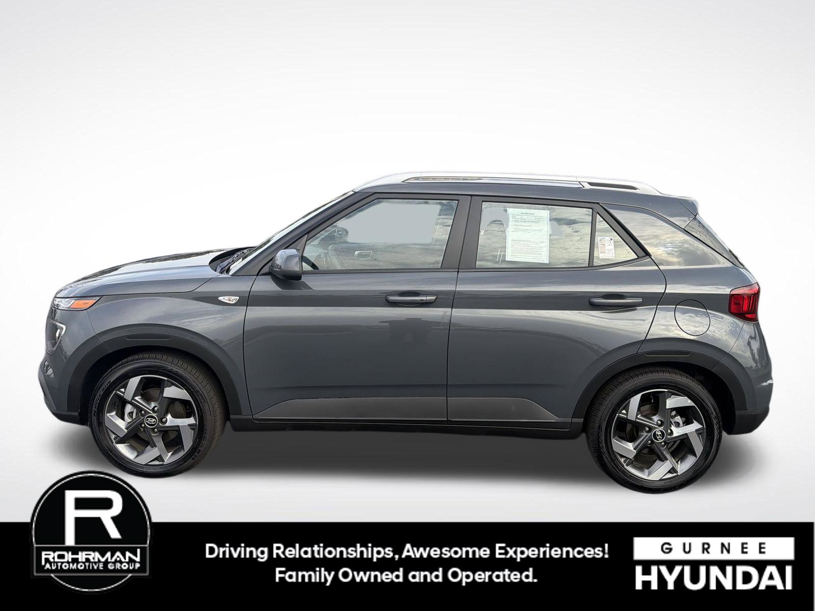Used 2026 Hyundai Venue SEL FWD image 5