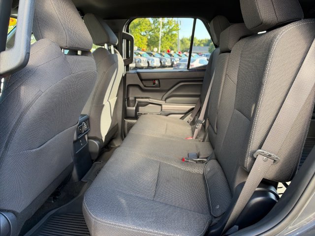 Used 2026 Toyota 4Runner SR5 RWD image 13