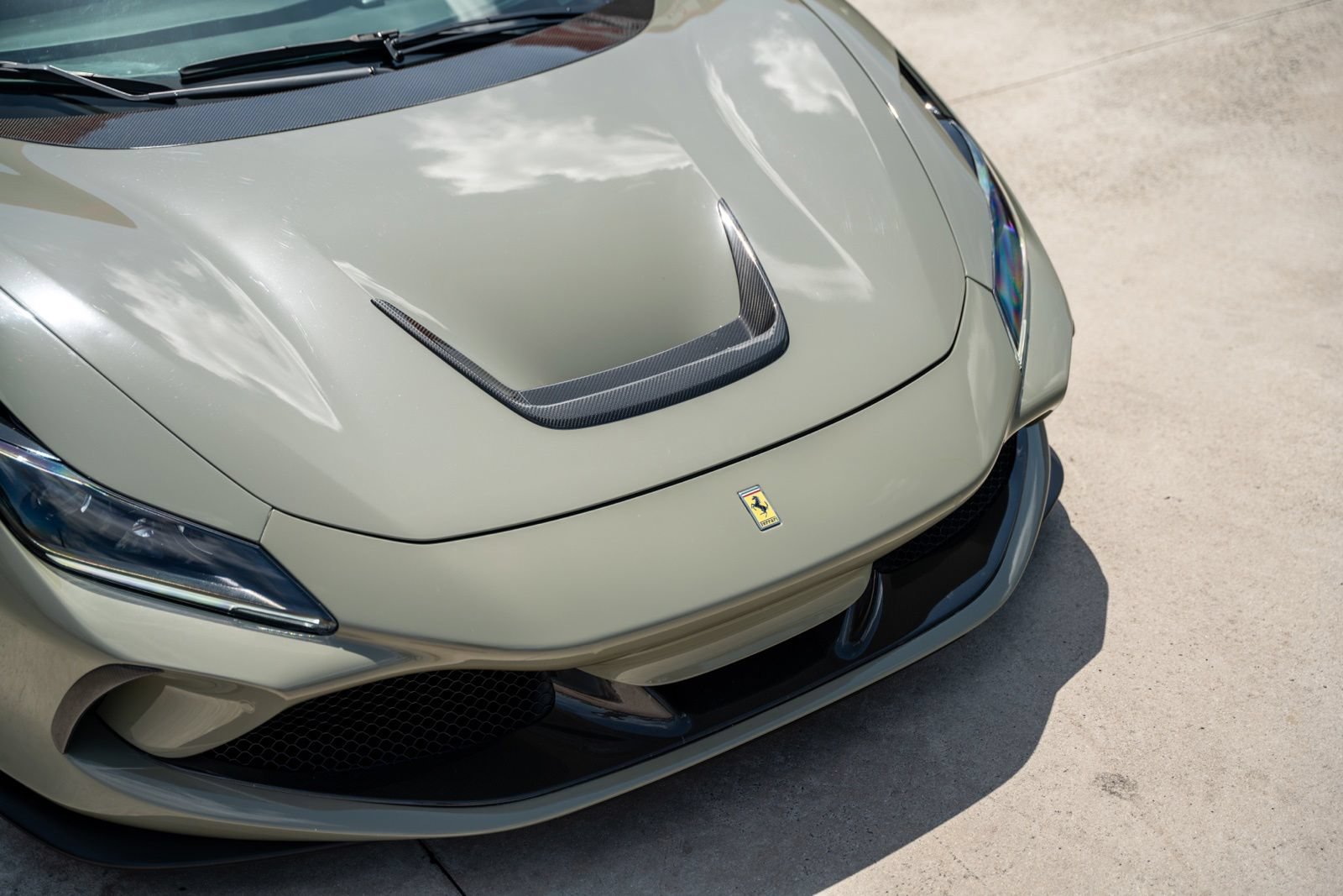 Used 2020 Ferrari F8 Tributo RWD image 15