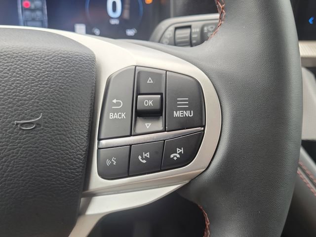 Certified 2025 Ford Explorer Active w/ Active Comfort Package RWD image 20