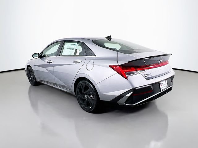 Used 2026 Hyundai Elantra SEL Sport Premium FWD image 6