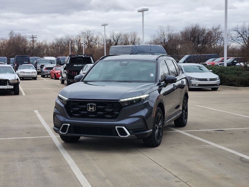 Used 2025 Honda CR-V Sport Touring image 3