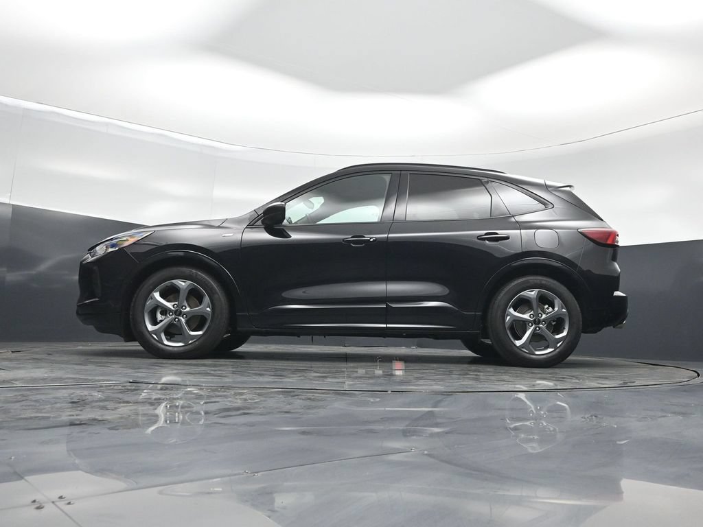 Certified 2023 Ford Escape ST-Line w/ Tech Pack #1 FWD image 7