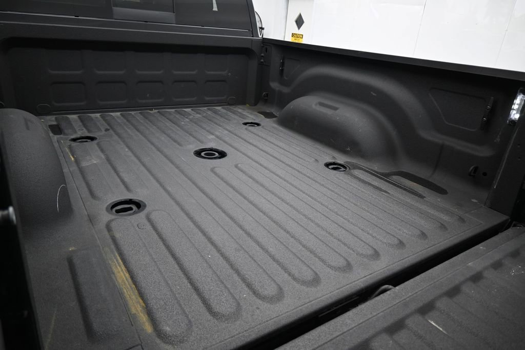 Used 2026 RAM 3500 Laramie AWD/4WD image 38