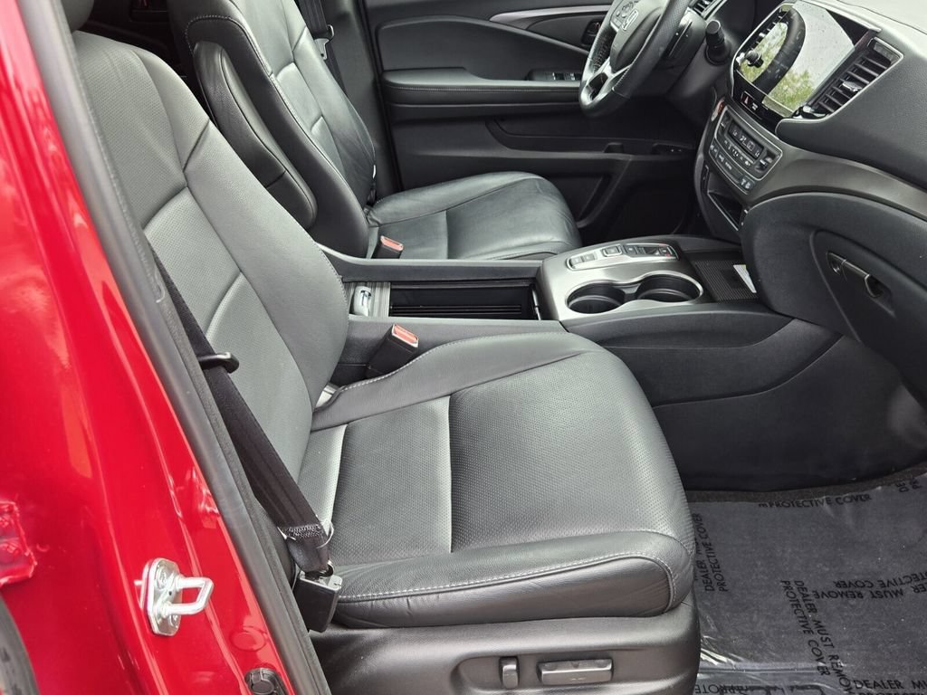 Certified 2023 Honda Passport EX-L image 17