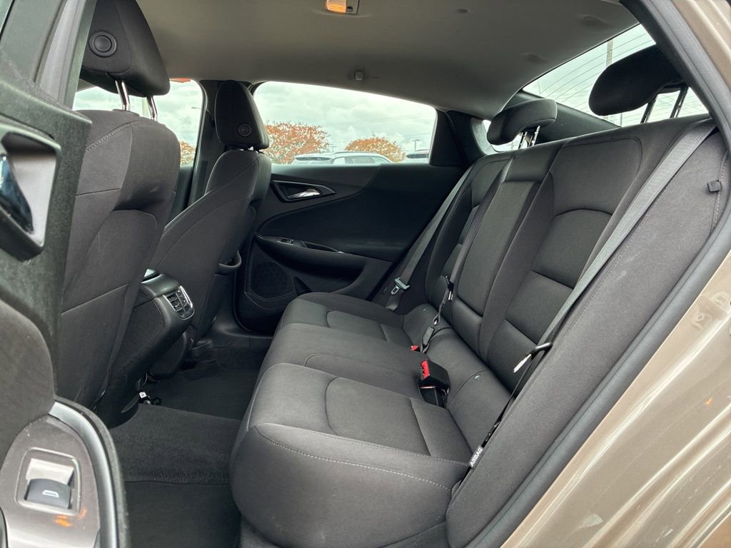 Used 2023 Chevrolet Malibu LT image 21