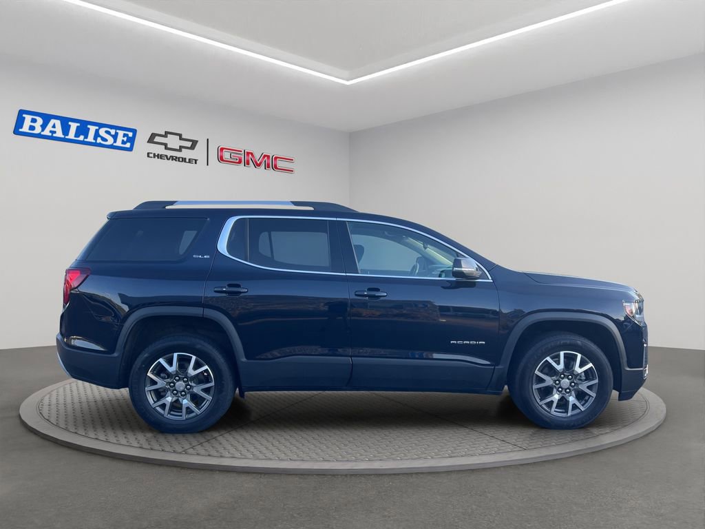 Used 2022 GMC Acadia SLE w/ Driver Convenience Package image 7