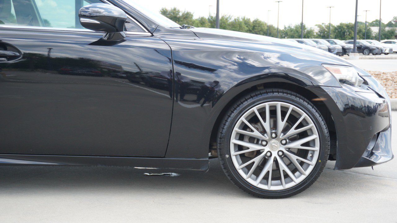 Used 2014 Lexus IS 250 w/ Premium Package RWD image 9