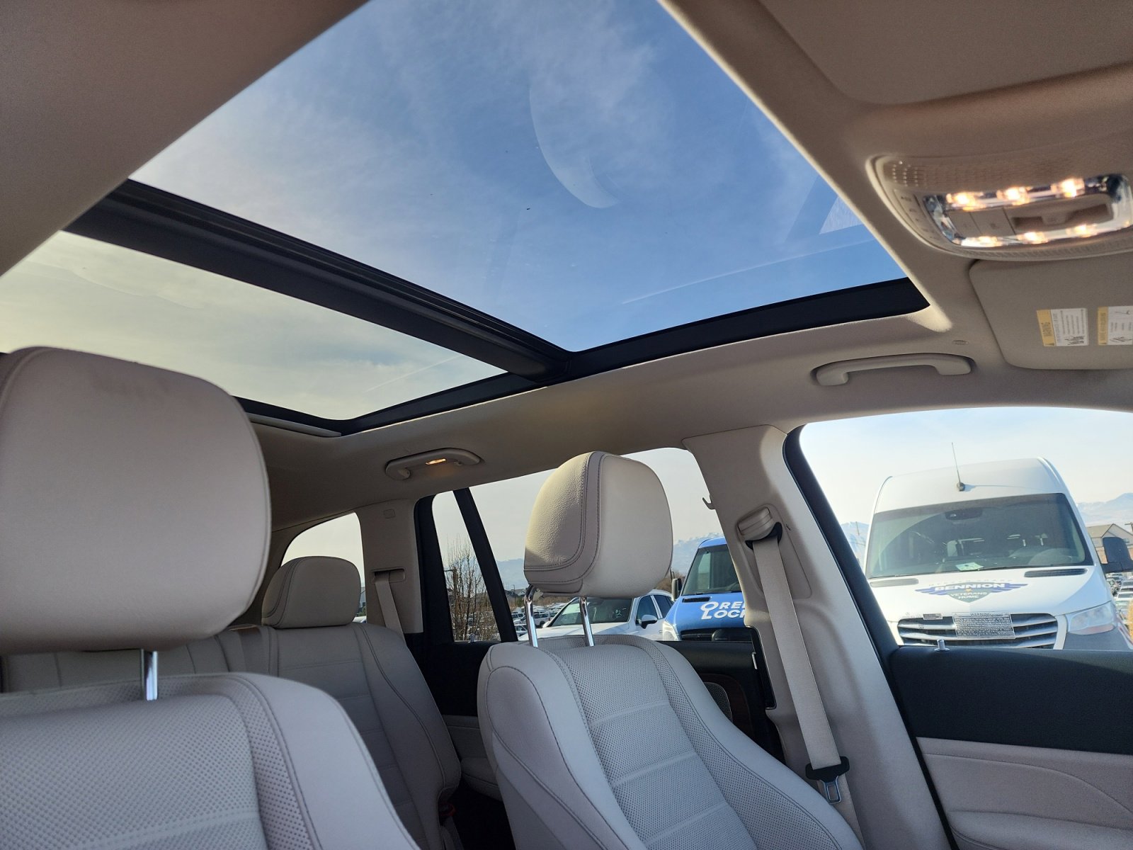 New 2026 Mercedes-Benz GLS 450 4MATIC image 28