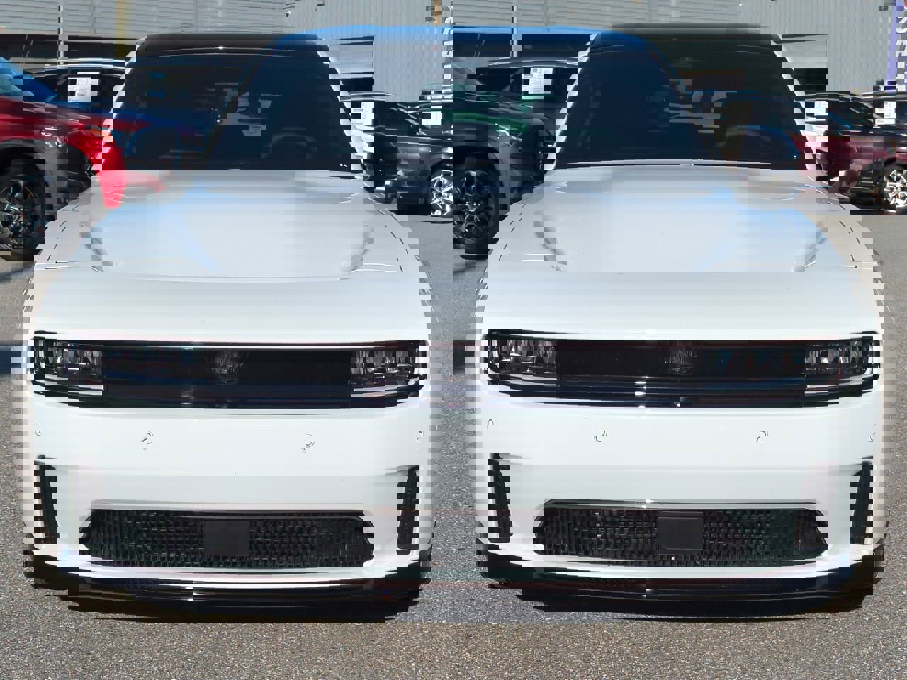Used 2025 Dodge Charger R/T w/ Quick Order Package 25M R/T image 9