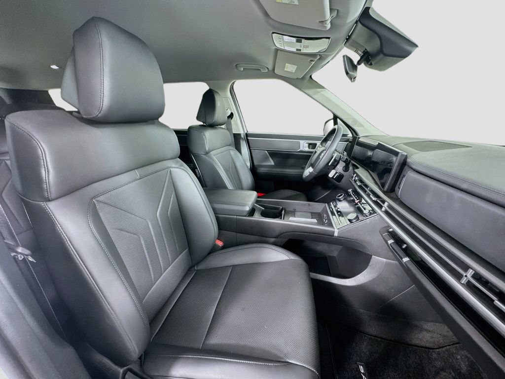 Used 2026 Hyundai Santa Fe SEL FWD image 30