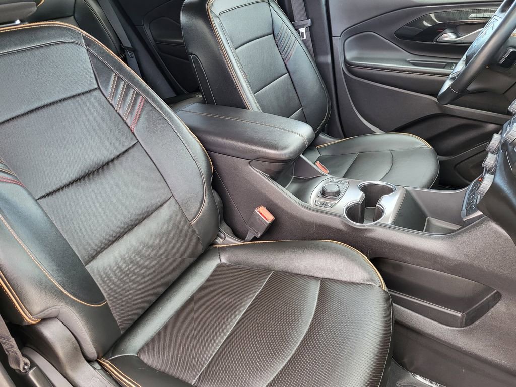 Used 2023 GMC Terrain AT4 AWD/4WD image 5