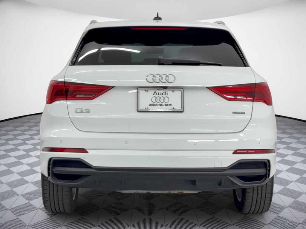 Used 2024 Audi Q3 2.0T Premium AWD/4WD image 11