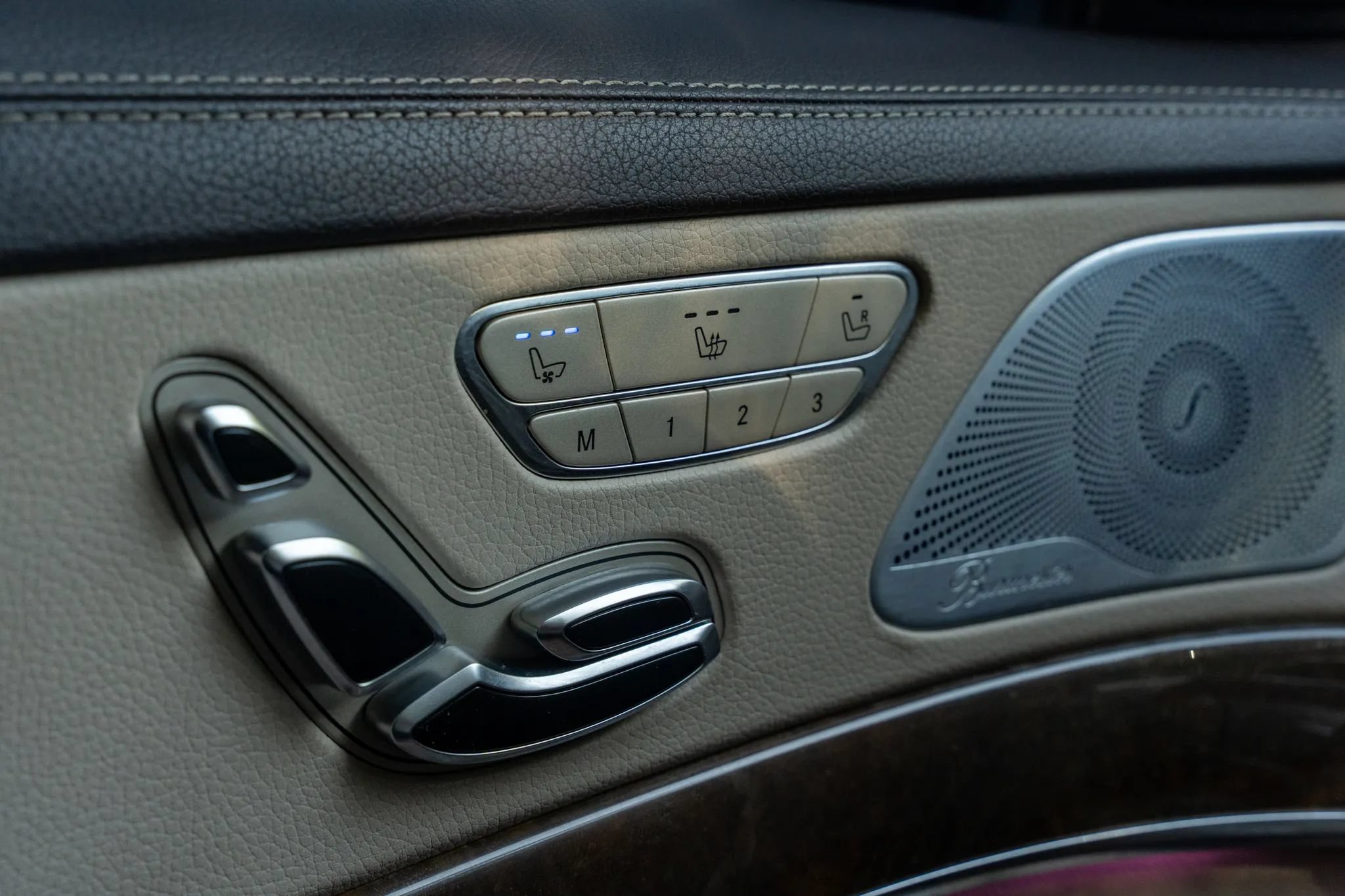 Used 2015 Mercedes-Benz S 550 4MATIC Sedan image 21