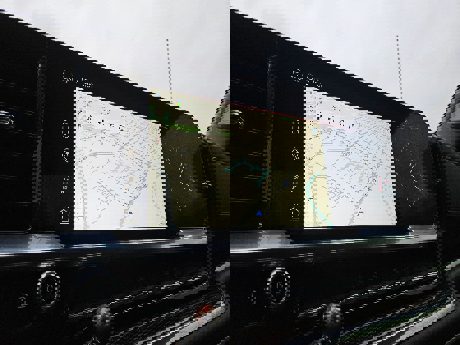 Used 2025 GMC Sierra 2500 SLE w/ SLE Convenience Package image 16