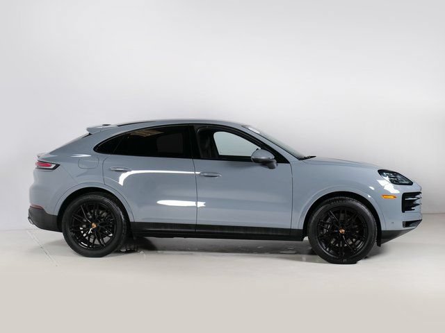 Certified 2026 Porsche Cayenne Coupe AWD/4WD image 8