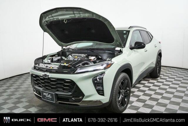 Used 2025 Chevrolet Trax ACTIV w/ Sunroof Package FWD image 29