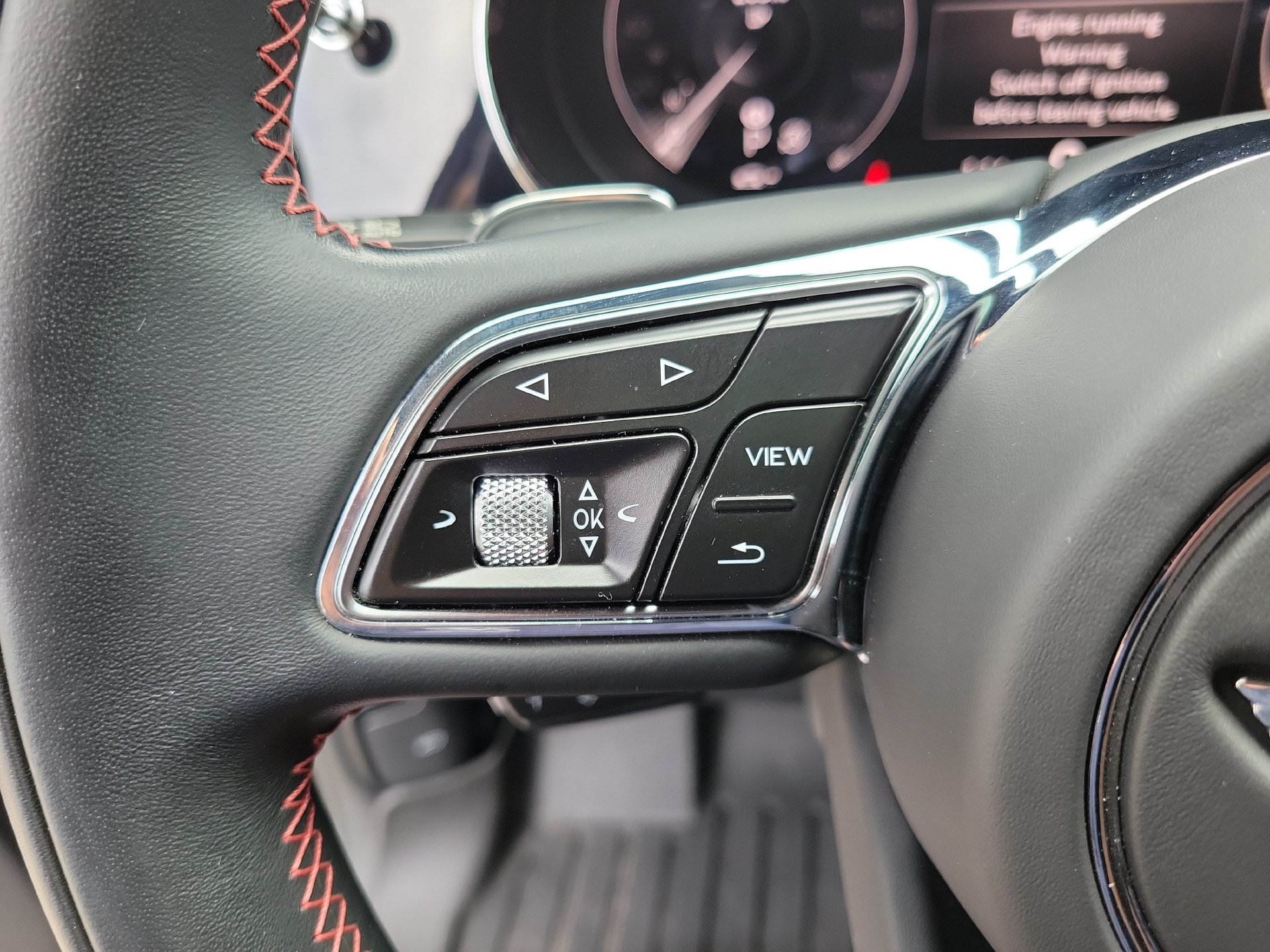 Certified 2023 Bentley Bentayga AWD/4WD image 39