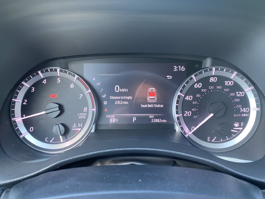 Used 2023 Toyota Highlander XSE FWD image 21