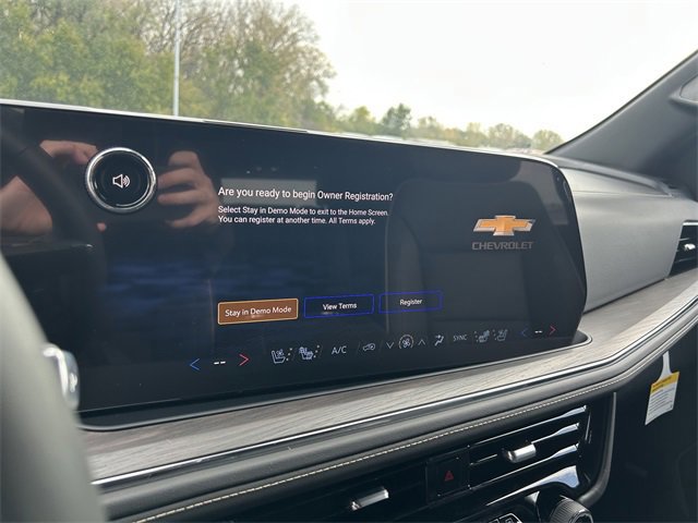 New 2026 Chevrolet Suburban Premier image 30