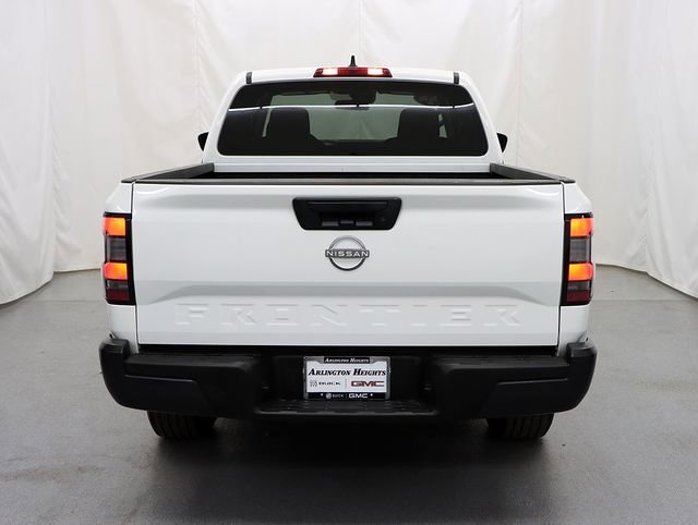 Used 2024 Nissan Frontier S w/ S Utility Package image 8