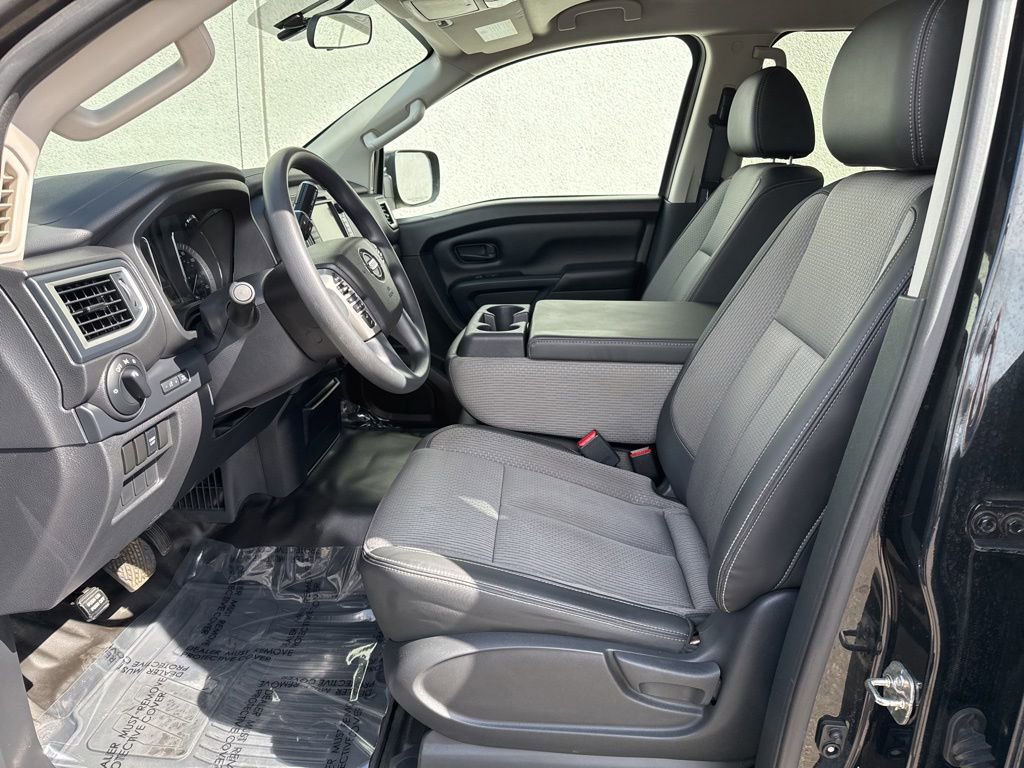 Used 2019 Nissan Titan S w/ S Utility Package AWD/4WD image 13
