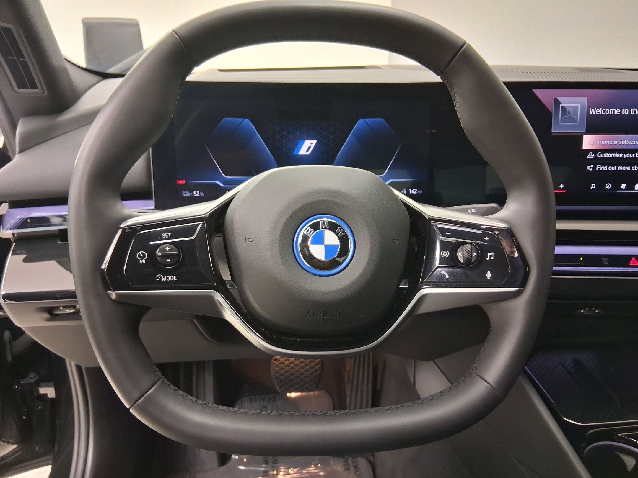 Certified 2024 BMW i5 eDrive40i RWD image 15