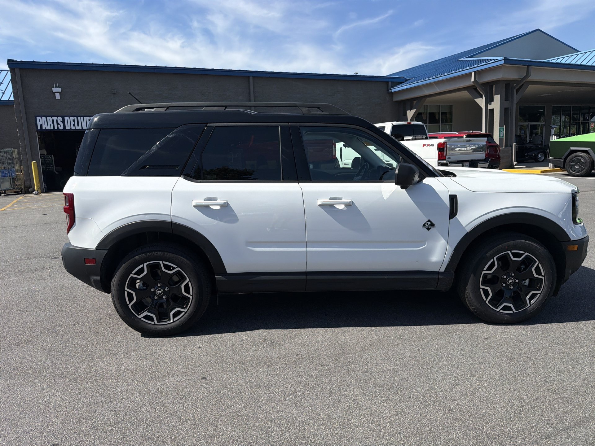 Used 2025 Ford Bronco Sport Outer Banks w/ Outer Banks Tech Package+ AWD/4WD image 18