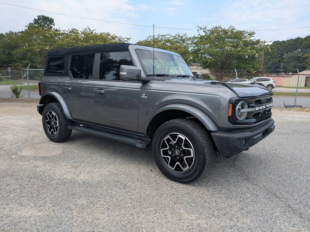 Certified 2023 Ford Bronco Outer Banks AWD/4WD image 1