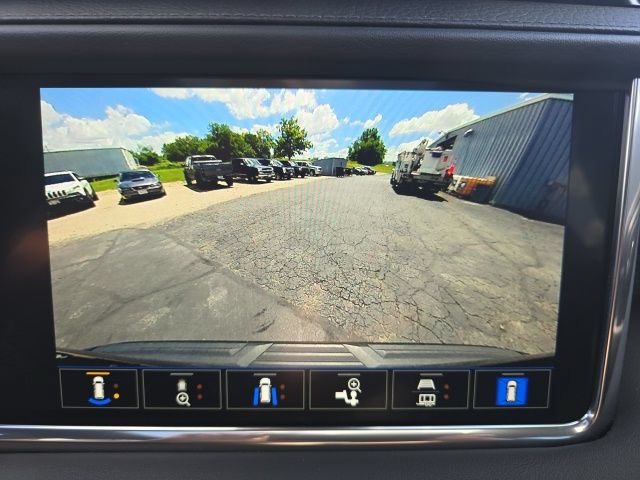 Used 2023 GMC Yukon Denali AWD/4WD image 23