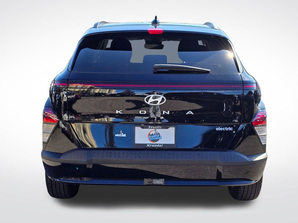 Used 2024 Hyundai Kona SEL FWD image 4