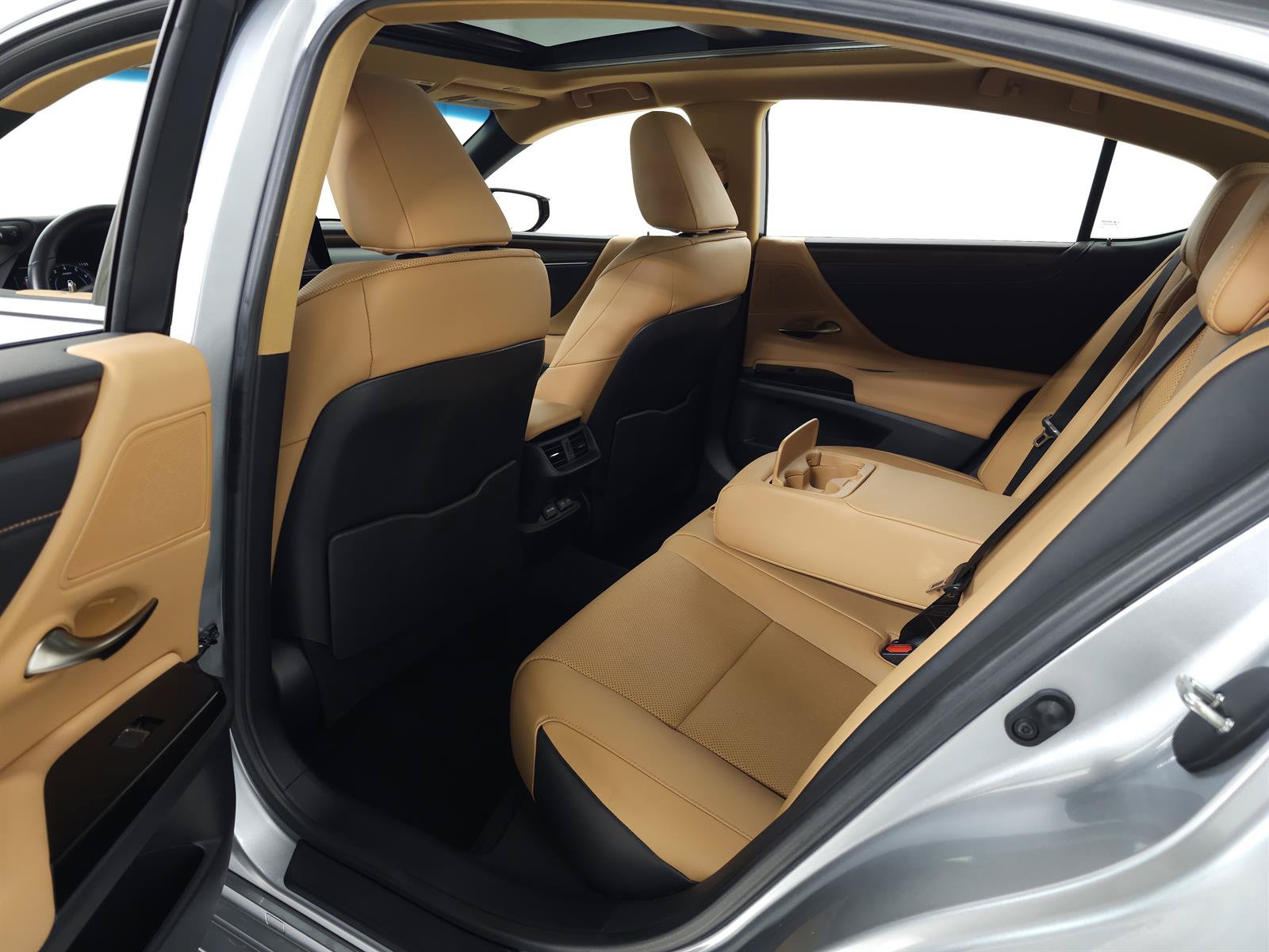 Certified 2025 Lexus ES 350 w/ Accessory Package (Z2) FWD image 32
