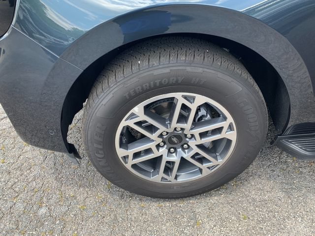 New 2025 Ford Expedition Active RWD image 42