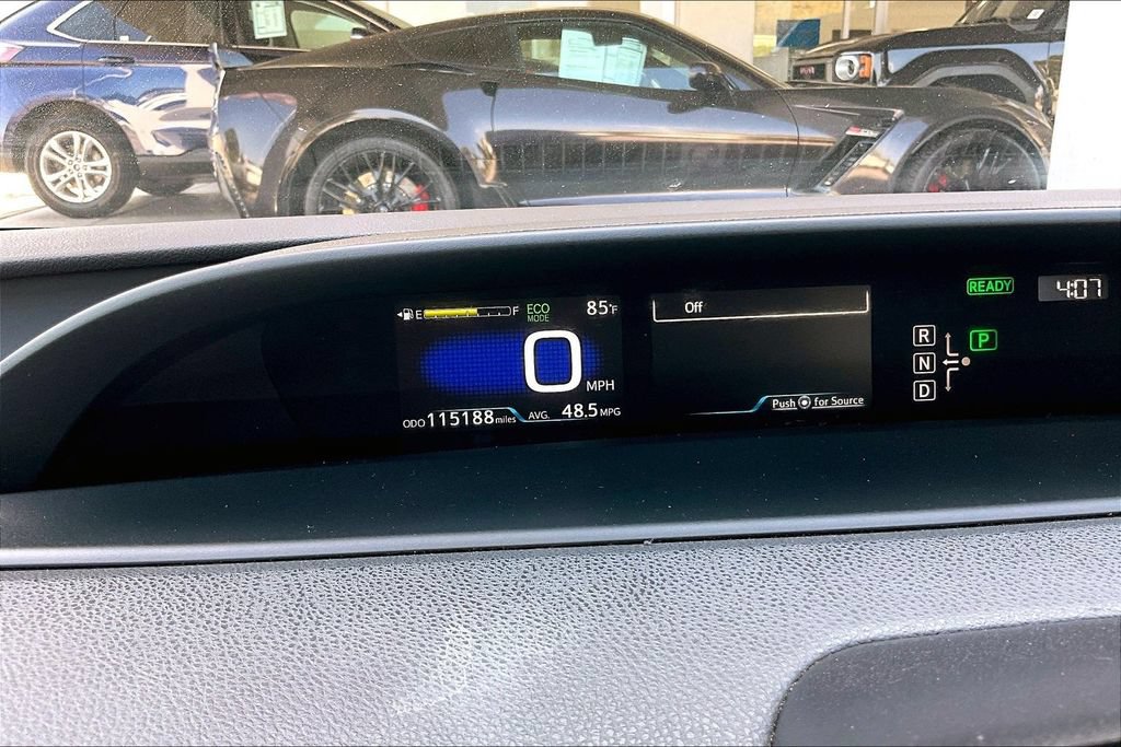 Used 2016 Toyota Prius Four Touring w/ Preferred Accessory Package FWD image 13