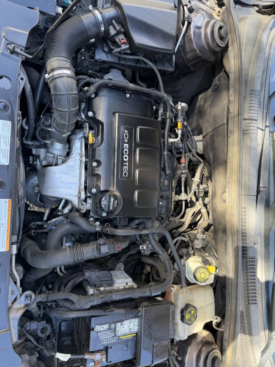 Used 2015 Chevrolet Cruze LT image 19