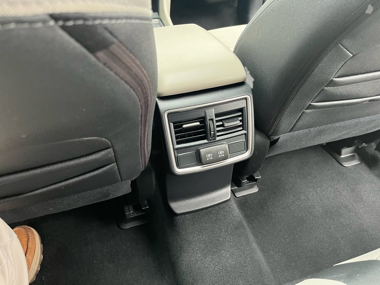 Used 2020 Subaru Forester Premium image 24